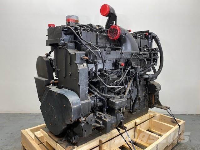 Cummins QSK19 エンジン