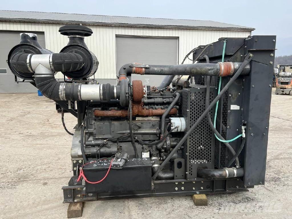 Cummins QSK19 エンジン