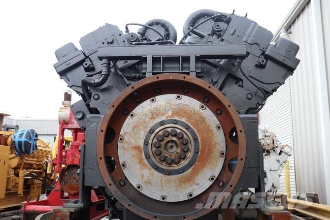 Cummins QSK45 エンジン