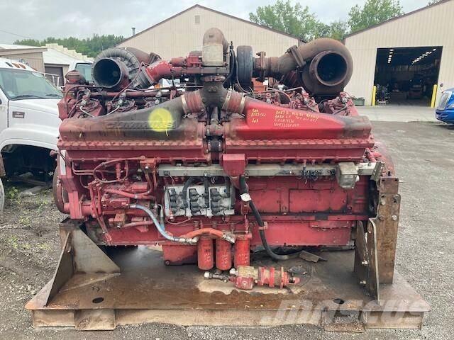 Cummins QSK50 エンジン