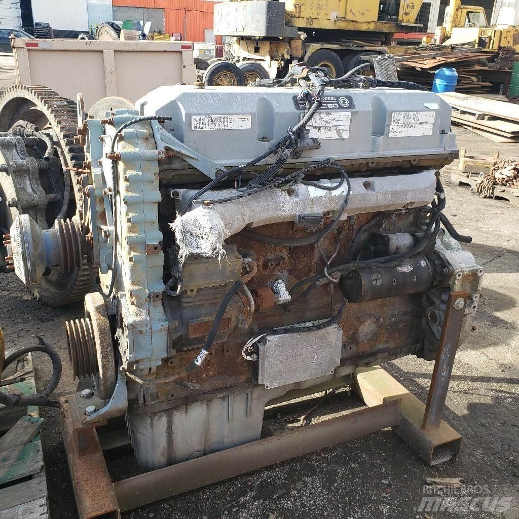 Detroit 60 SER 12.7 エンジン