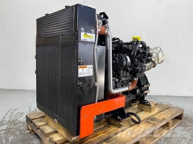 Deutz TCD3.6L4 エンジン