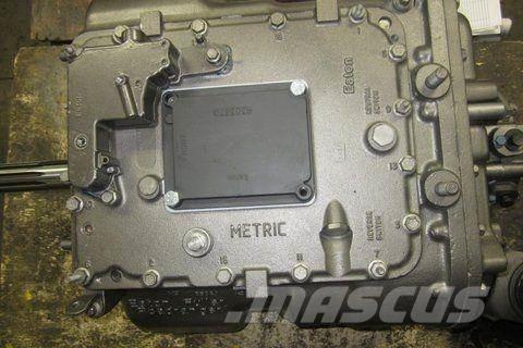 Fuller FR15210B トランスミッション