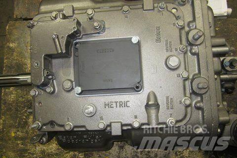 Fuller FRO14210B トランスミッション