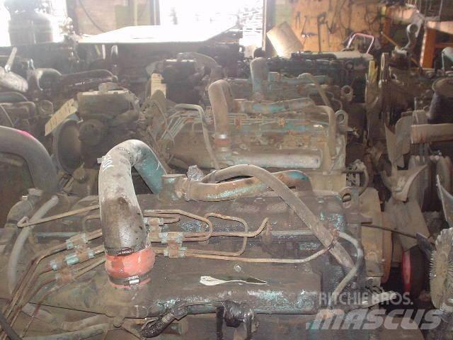 International DT 466C エンジン