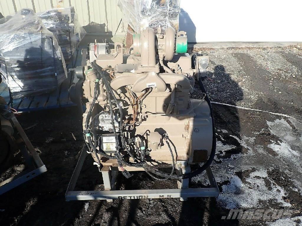 John Deere 4045TF275 エンジン
