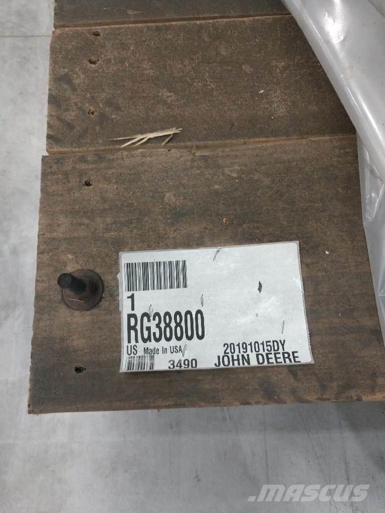 John Deere 6135 エンジン