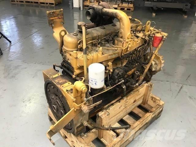 Komatsu SA6D105-1 エンジン