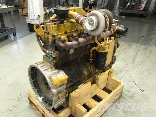 Komatsu SAA6D114-1 エンジン