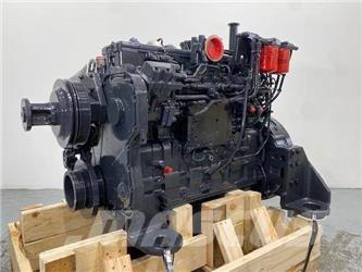 Komatsu SAA6D114E-3 エンジン