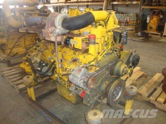 Komatsu SAA6D125E-3 エンジン