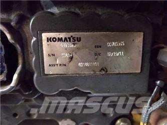 Komatsu SAA6D125E-6 エンジン