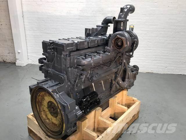 Komatsu SAA6D140E-2 エンジン