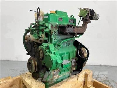 Yanmar 3TNV84T-BKSA エンジン