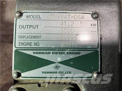 Yanmar 4TNV84T-DSA エンジン