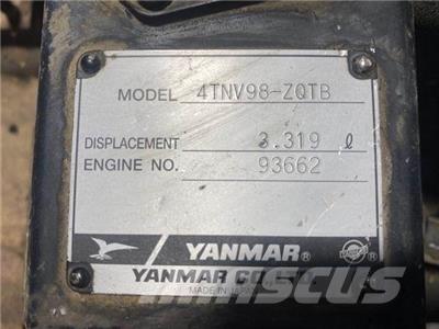Yanmar 4TNV98 エンジン
