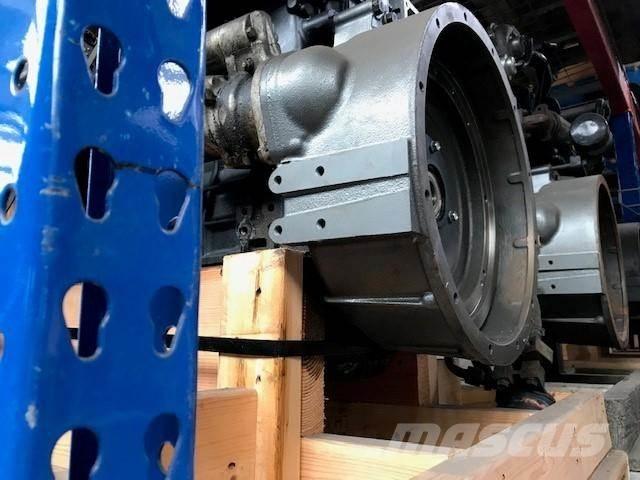 Yanmar 4TNV98-ZGGE エンジン