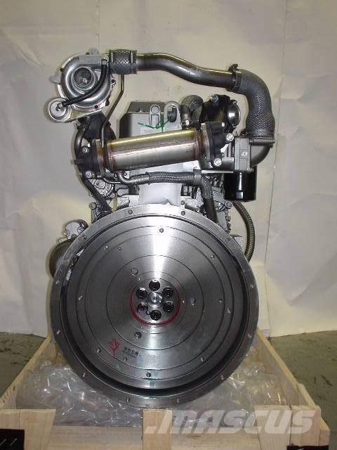 Yanmar 4TNV98T-ZGGE エンジン