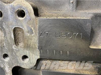 Yanmar 4TNV98T-ZXWTB エンジン
