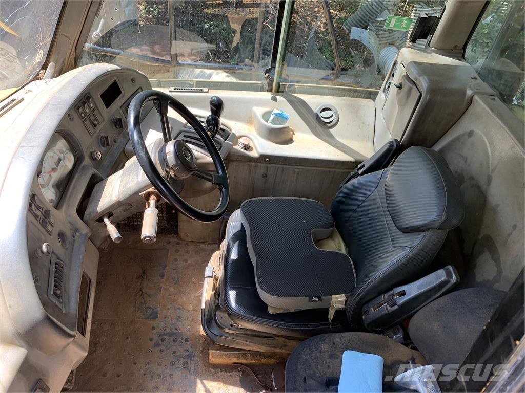 CAT 725 建設機械 -　その他