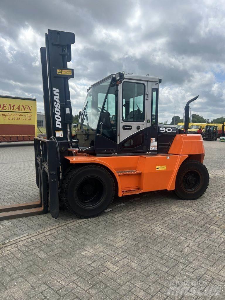 Doosan D90S-7 ディーゼル・軽油