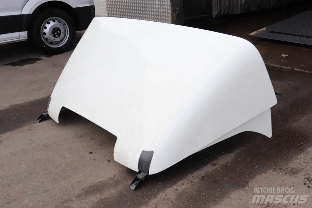 MAN TGS Tagspoiler キャビン及び内装