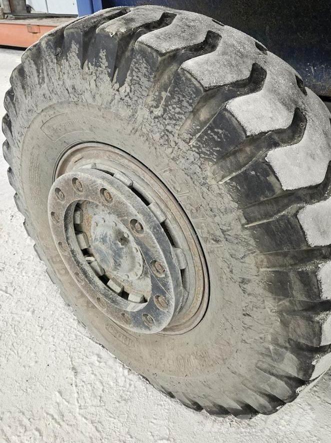 Kalmar DCD28-1200LB ディーゼル・軽油
