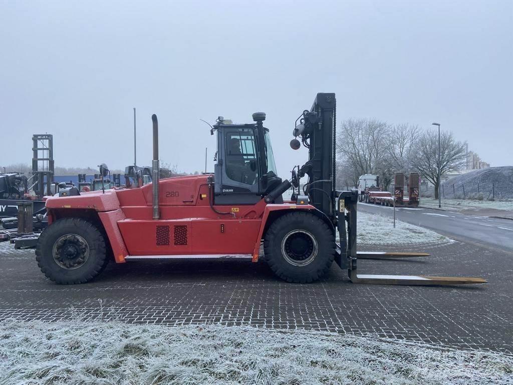 Kalmar DCG300-12LB ディーゼル・軽油