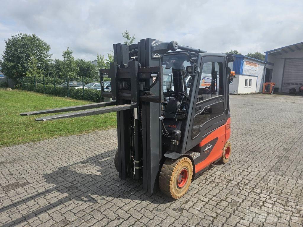 Linde E25-01 UVV バッテリーフォークリフト