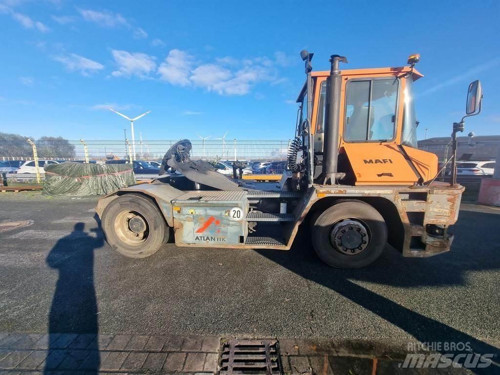 Mafi MT36 4x4DL ターミナルトラクター