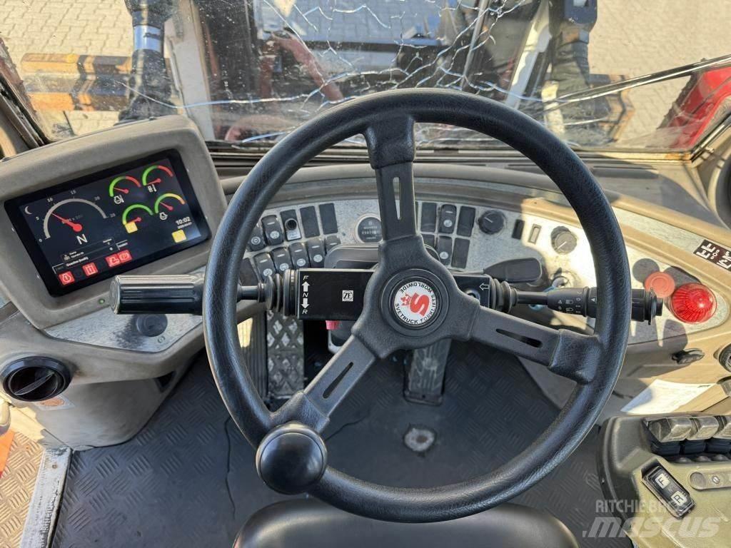 Svetruck 13.6-120-32 ディーゼル・軽油
