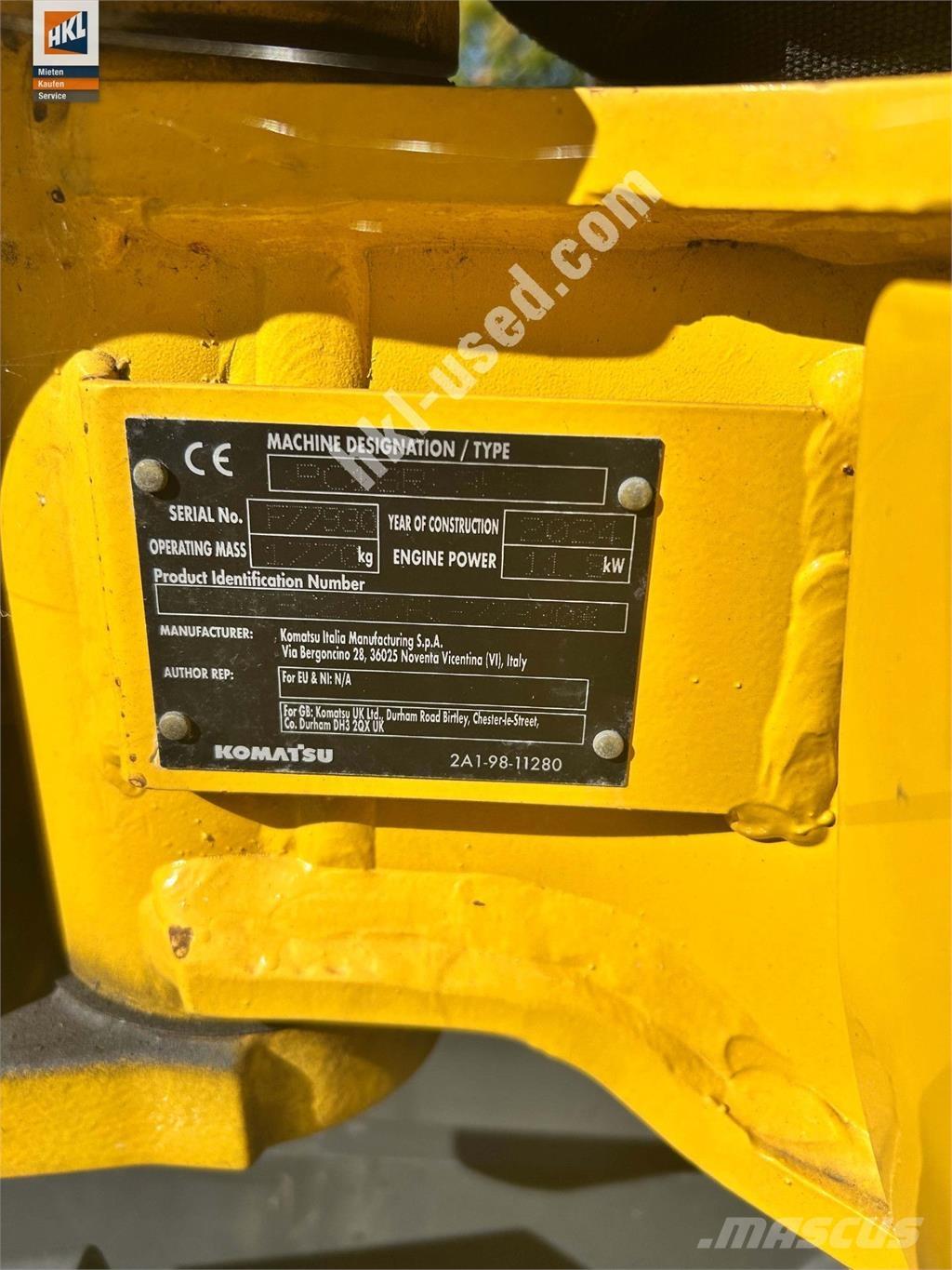 Komatsu PC 16 R-3HS ミニ油圧ショベル 7t以下（ミニユンボ・ミニディガー）