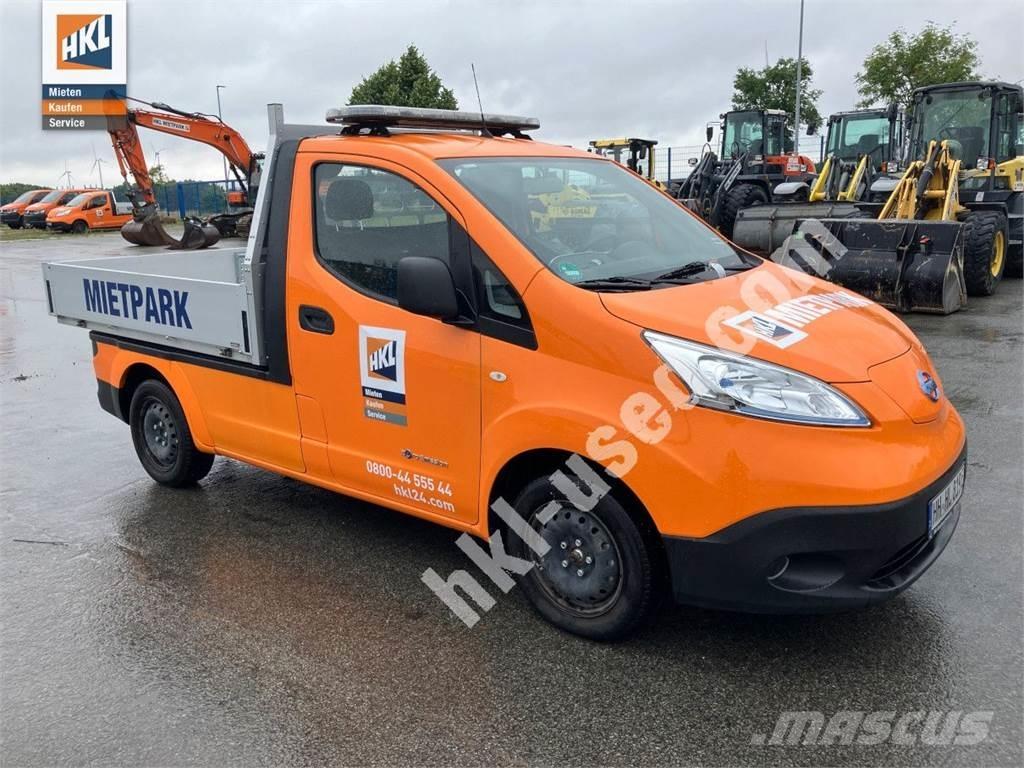 Nissan e-NV200 パネルバン