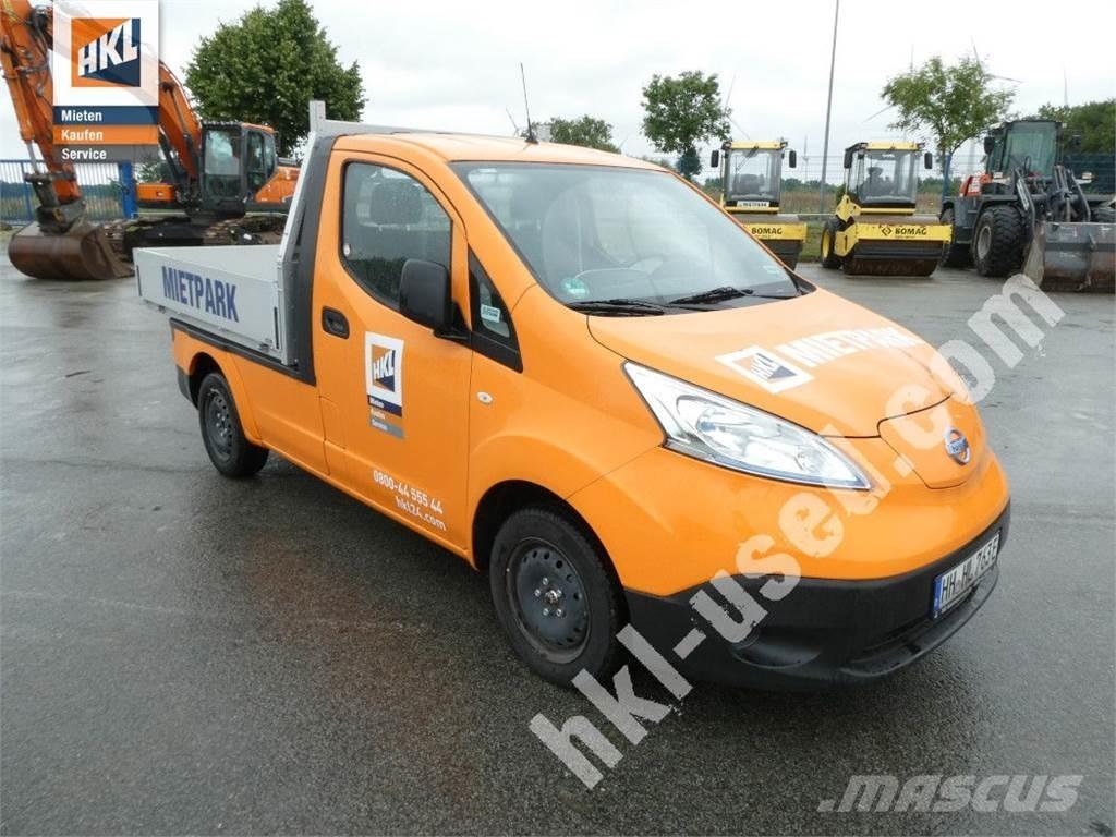 Nissan e-NV200 パネルバン