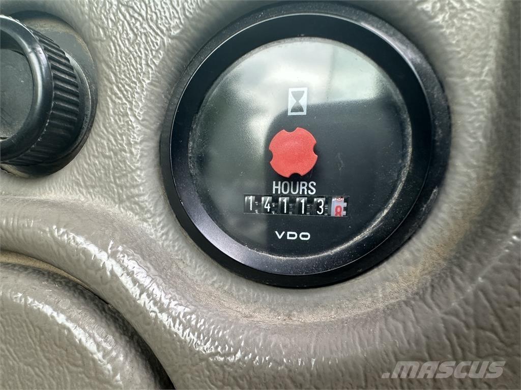 Volvo L120F ホイールローダー・タイヤショベル