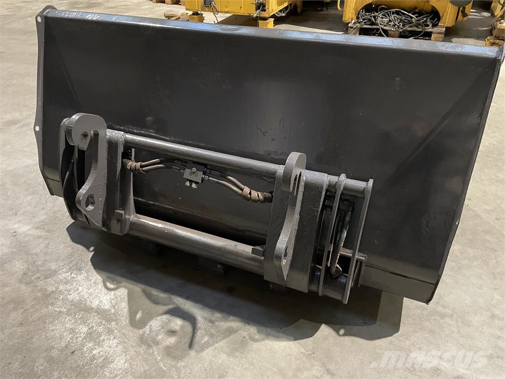  1.80 kbm Højtipskovl バケット