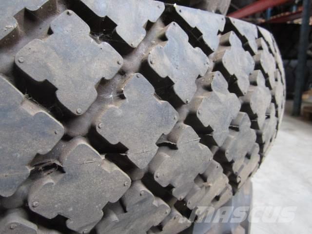  13.00-24 General dæk - 1 stk. タイヤ、ホイル、リム