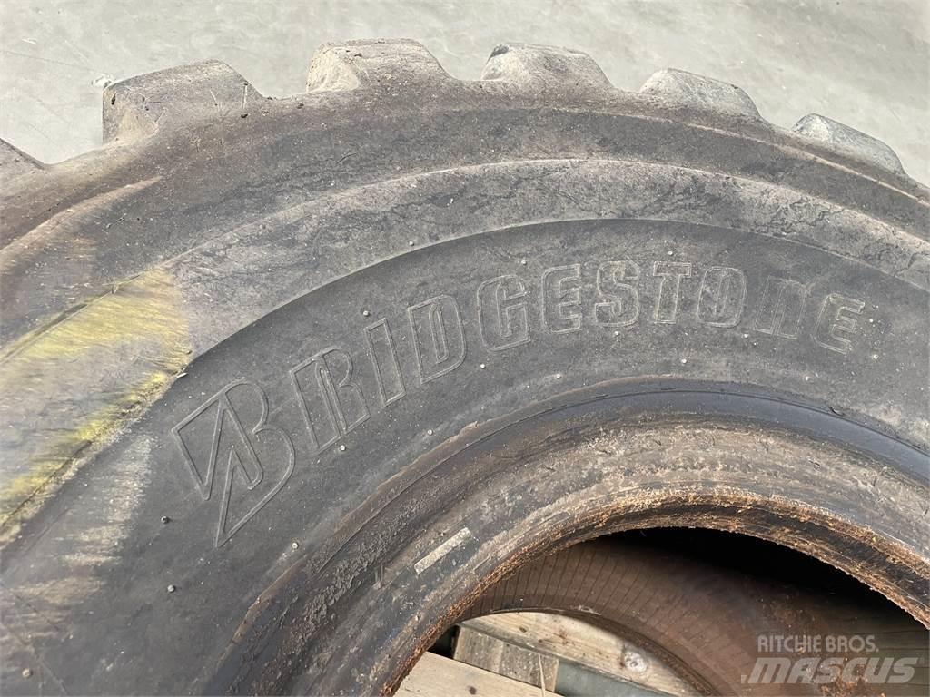  23.5xR25 Bridgestone dæk タイヤ、ホイル、リム
