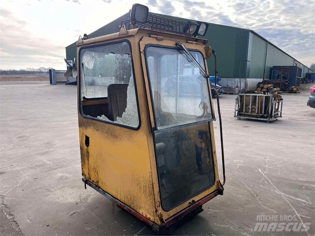 Åkerman H10B Førerhus その他部品