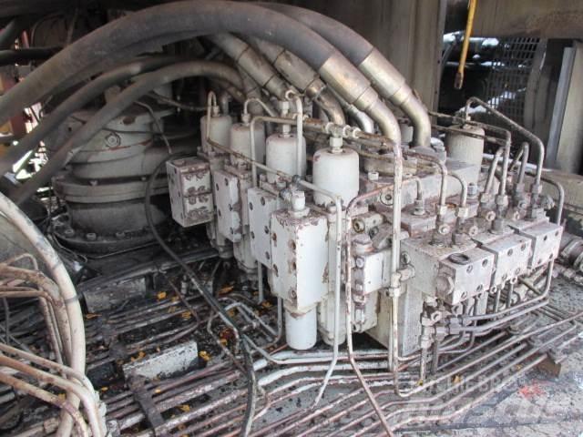 Åkerman H14B til ophug 大型油圧ショベル12t以上（パワーショベル・ユンボ）