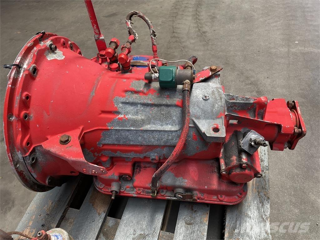 Allison transmission AT545 トランスミッション