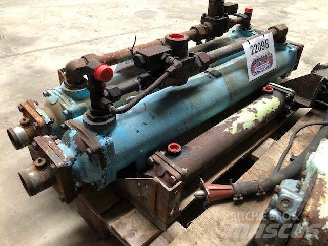 Bowman GL400 Oliekøler 建設機械 -　その他