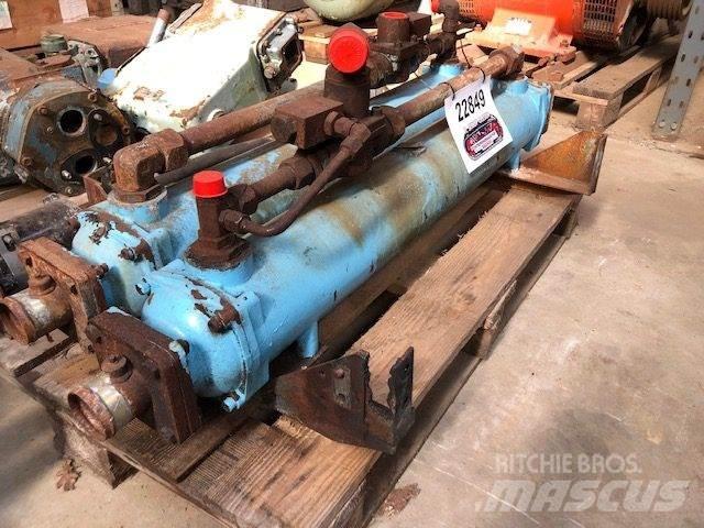 Bowman GL400 Oliekøler 建設機械 -　その他