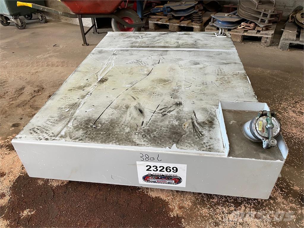  Brændstoftank - 380 Ltr. その他部品