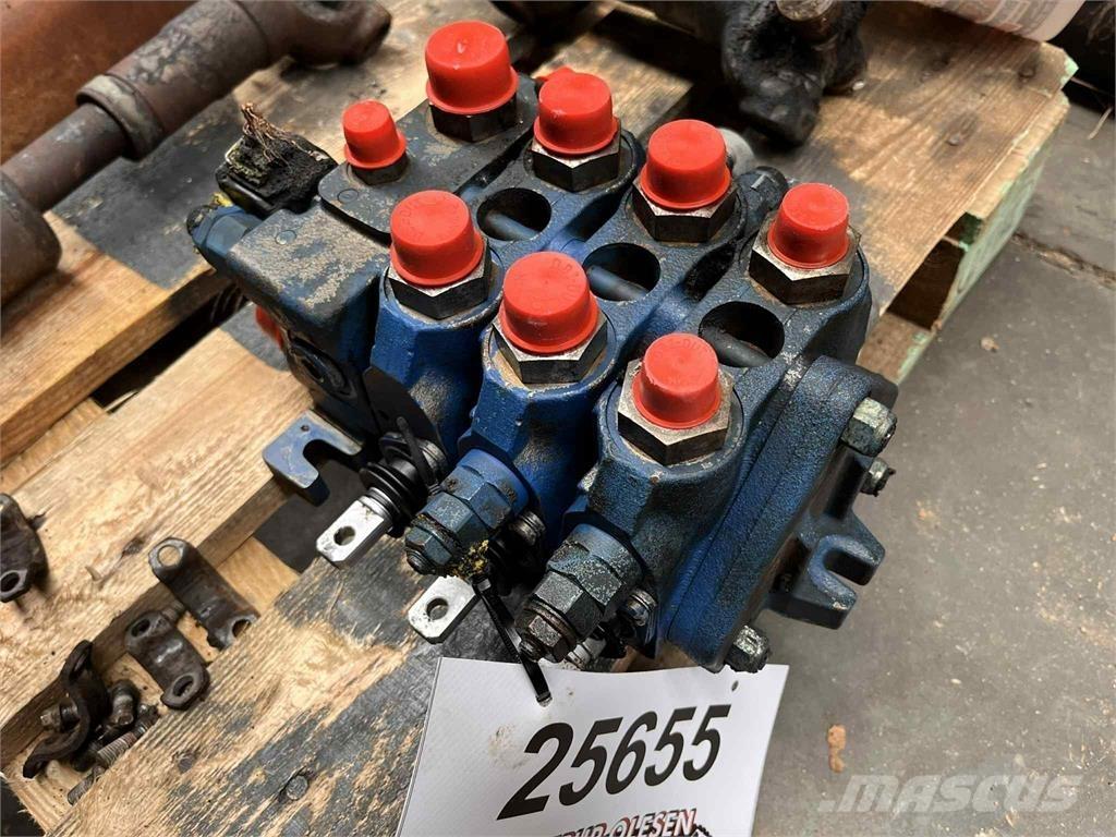 CASE 695SR hovedventil 油圧機