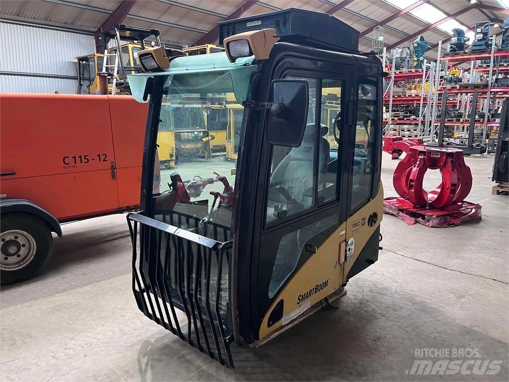 CAT 323D Førerhus その他部品