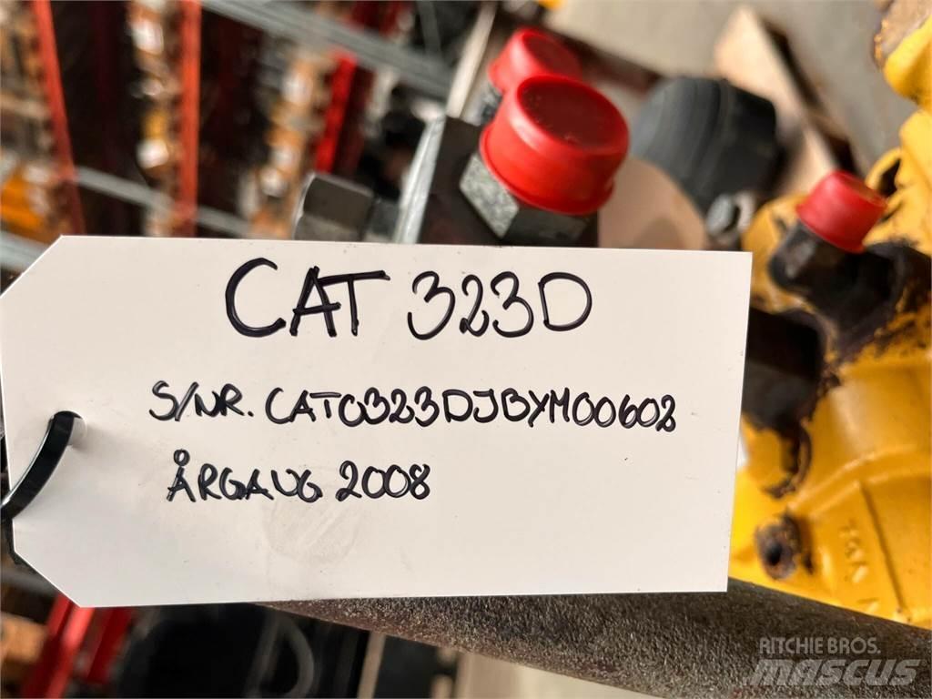 CAT 323D krøjegear 建設機械 -　その他