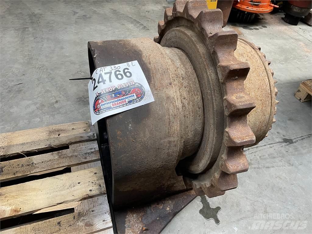 CAT 330B Køregear トランスミッション
