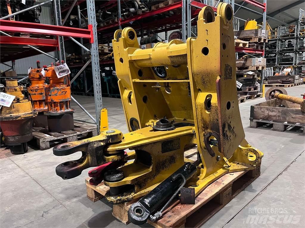 CAT 908M Frontramme その他部品