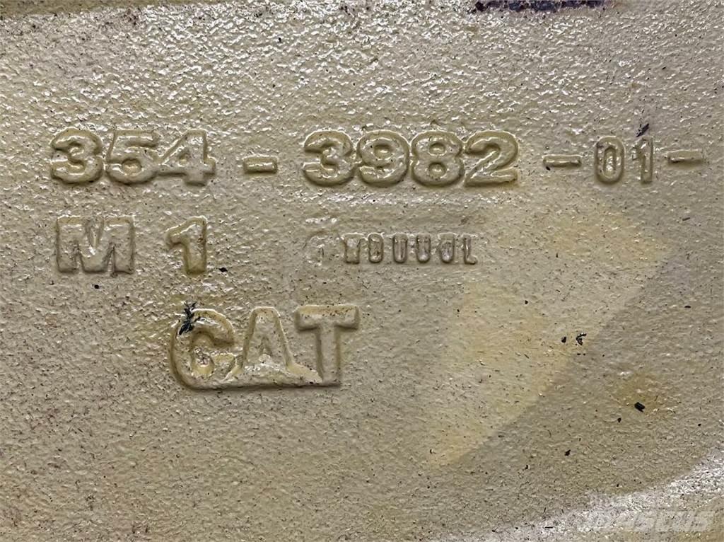 CAT 908M Link Arm 354-3982 その他部品